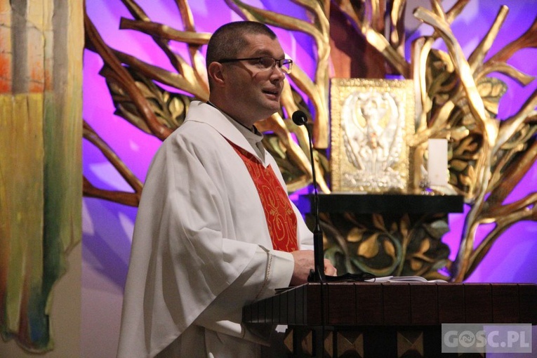 Bp Lityński poświęcił odnowiony budynek WTZ w Gorzowie Wlkp.