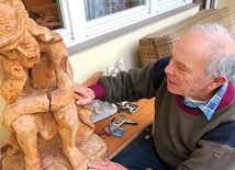 Swoje dzieła tworzył w domowym zaciszu.