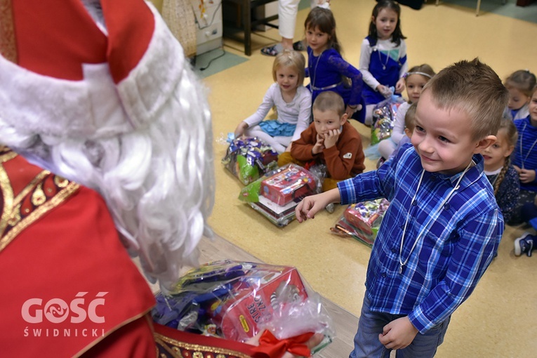 Wizyta św. Mikołaja w przedszkolu sióstr prezentek