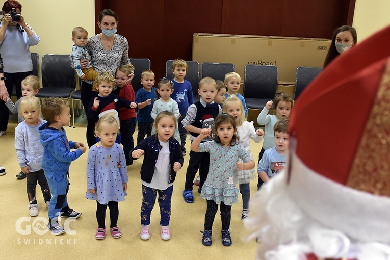 Wizyta św. Mikołaja w przedszkolu sióstr prezentek