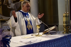 W Skiernieiwcach Mszy św. wieńczącej Godzinę Łaski przewodniczył ks. Grzegorz Pypeć.