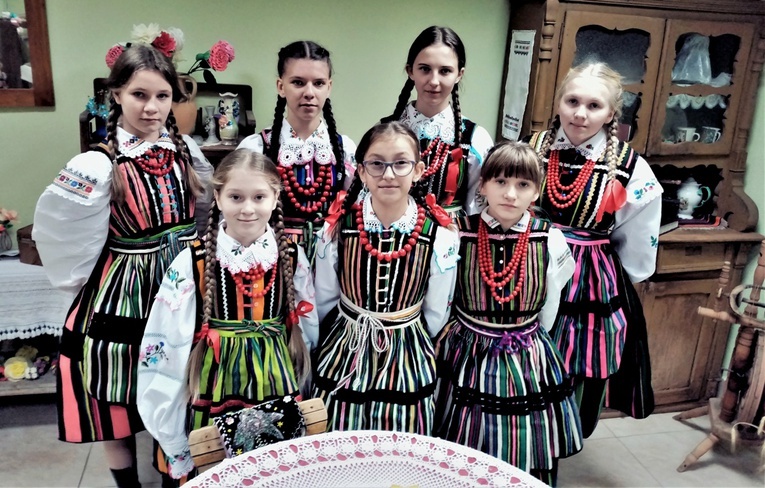 Dzięki naszym głosom zespół ma szansę na występ zwycięzców, który zostanie zorganizowany po ustabilizowaniu się sytuacji epidemicznej.