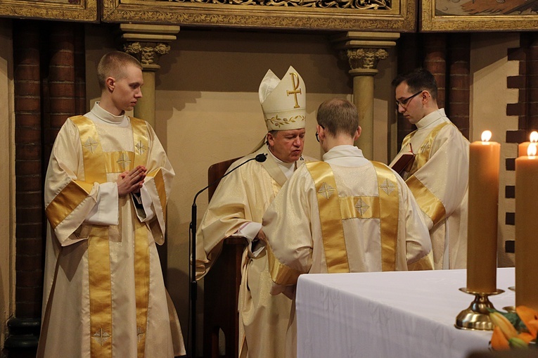 Święcenia diakonatu we wrocławskim seminarium 2020