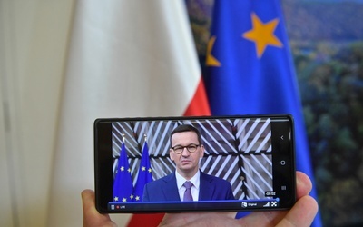 Morawiecki: Uruchamianie funduszy unijnych nie może podlegać decyzjom politycznym