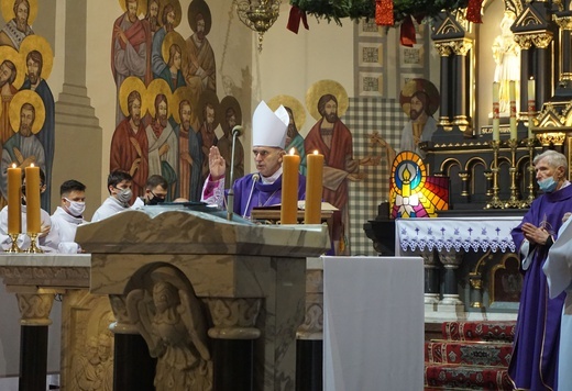 Uroczystości pogrzebowe śp. ks. Józefa Kuschego - czwartek 10.12.2020
