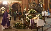 Uroczystości pogrzebowe śp. ks. Józefa Kuschego - czwartek 10.12.2020