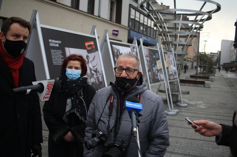 PRL - epoka szarej codzienności. Wystawa w rocznicę stanu wojennego