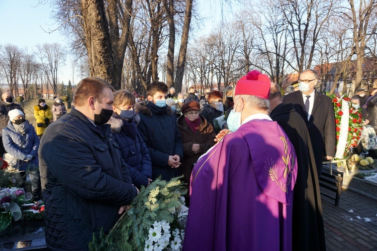 Uroczystości pogrzebowe śp. ks. Józefa Kuschego - piątek 11.12.2020