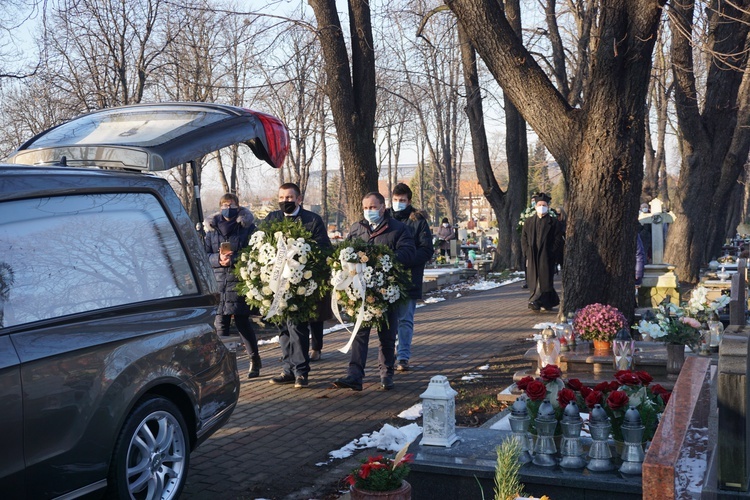 Uroczystości pogrzebowe śp. ks. Józefa Kuschego - piątek 11.12.2020