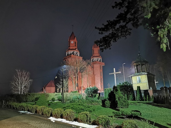 Przejmujący orszak. Pogrzeb nienarodzonych z warszawskich szpitali