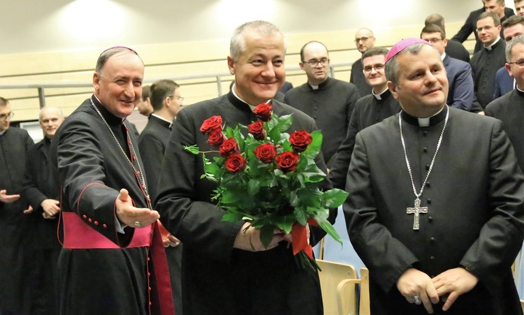 Ogłoszenie ks. Artura Ważnego biskupem