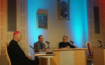 Razem w służbie Kościołowi - panel dyskusyjny