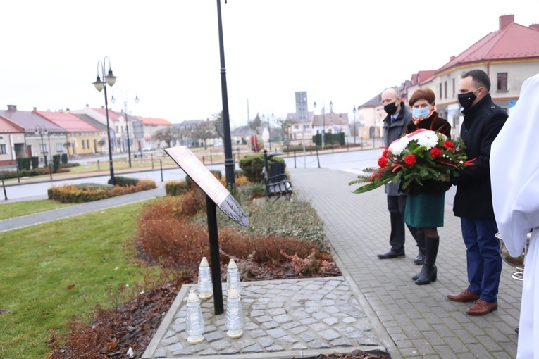 Plac i tablica św. Jana Pawła II