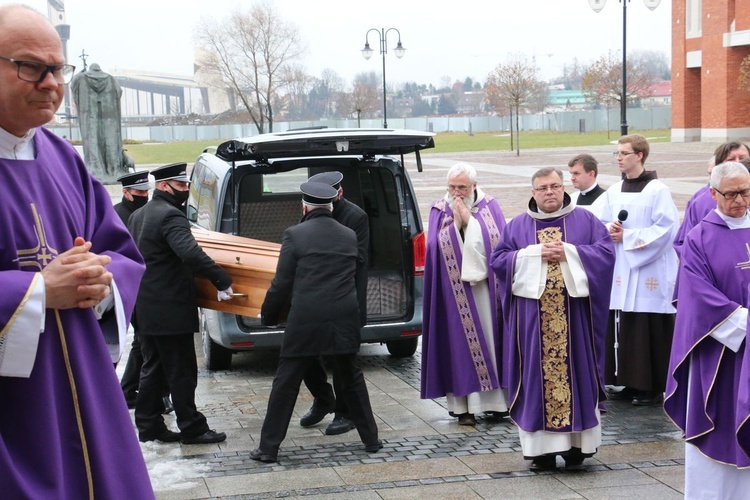 Uroczystości żałobne o. Paschalisa Antoniego Kwoczały OFM Kraków 2020