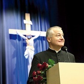 Biskup nominat Artur Ważny.
