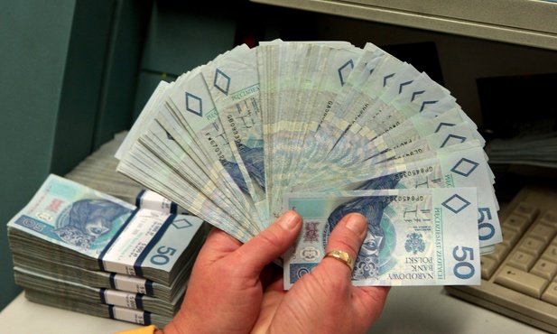 Prezydent podpisał ustawę ws. pomocy branżowej dla firm