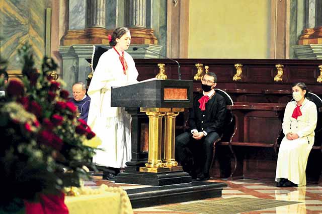 Podczas liturgii w archikatedrze lubelskiej.