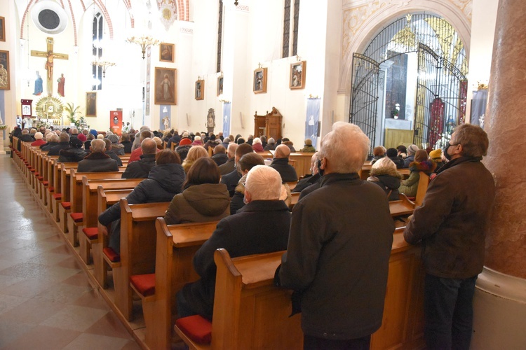 Przasnysz. Bp Marcinkowski w sanktuarium Matki Bożej