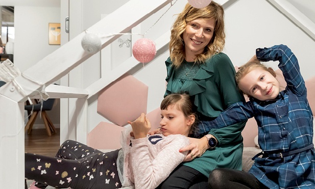 Natalia Forner-Czaja z córkami: Kingą i Laurą.