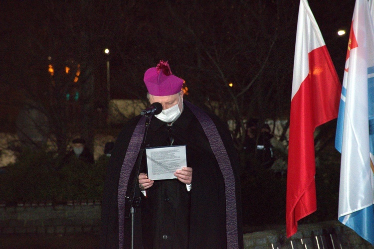 Poranne uroczystości Grudnia '70 w Gdyni