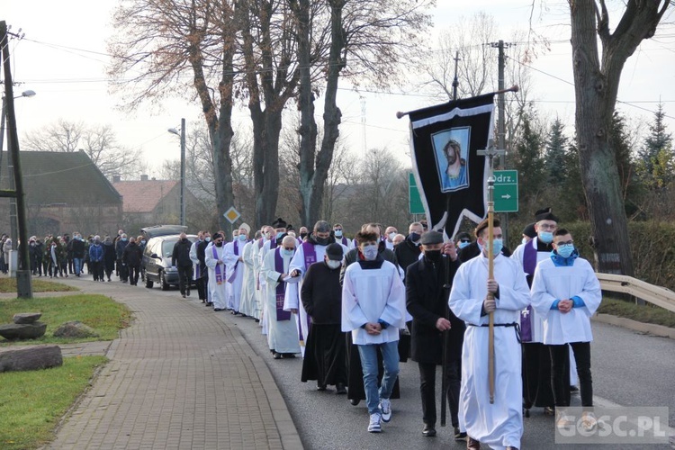 Pogrzeb ks. Wojciecha Miłka