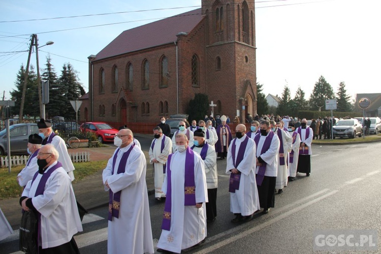 Pogrzeb ks. Wojciecha Miłka