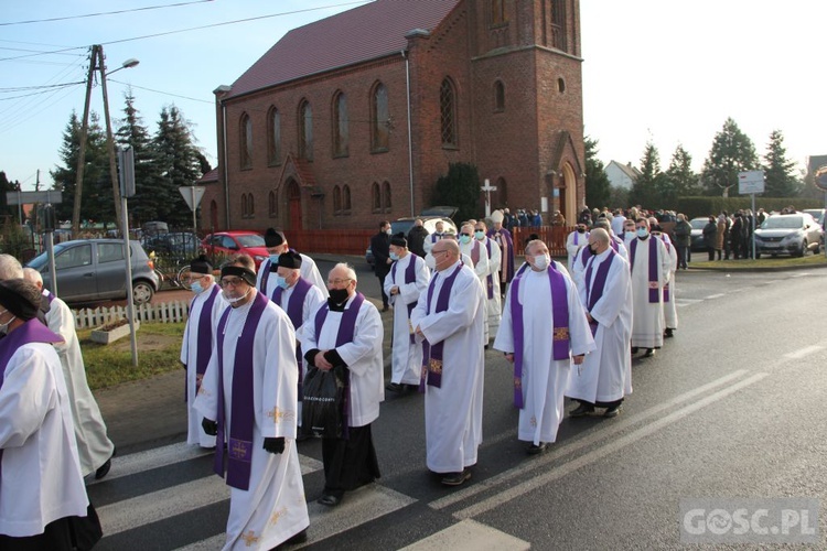 Pogrzeb ks. Wojciecha Miłka