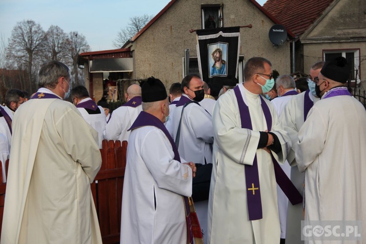 Pogrzeb ks. Wojciecha Miłka