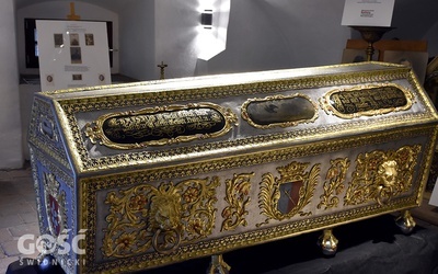 Odrestaurowany sarkofag Hansa Heinricha I z rodziny Hochbergów