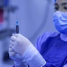 "Szczepionki nie rozwiążą w krótkim czasie problemów szpitali"
