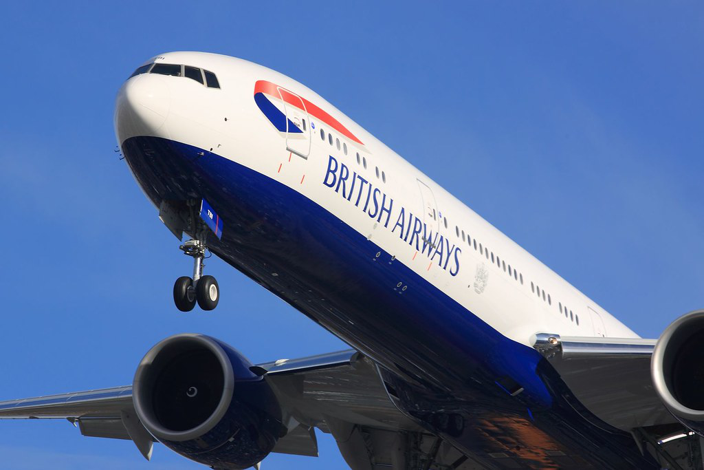 Loty z Wielkiej Brytanii do Polski zawieszone od północy z...