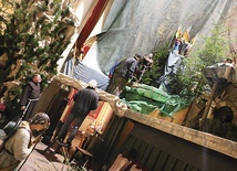 ▲	Budowa szopki – 18 grudnia 2020 r.