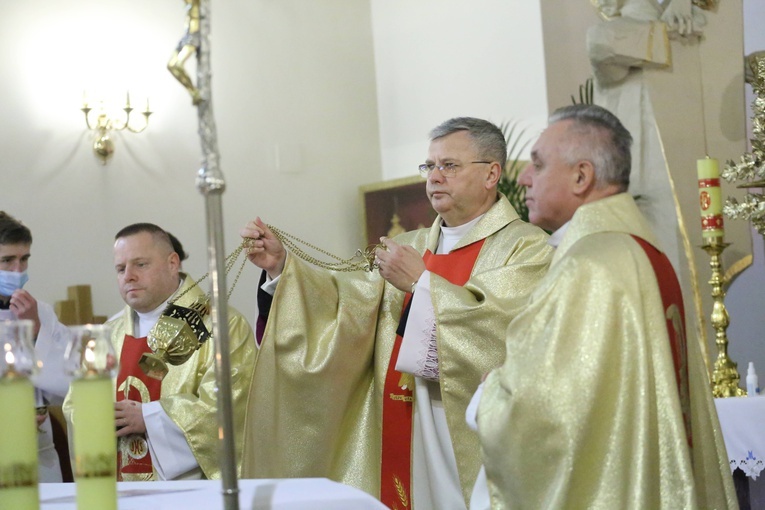 Relikwie św. Faustyny w Straszęcinie