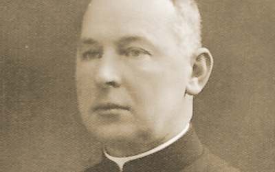 Ks. Adam Abramowicz.