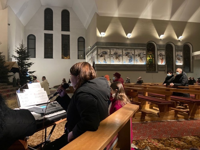 Adwentowy dzień skupienia dla młodzieży w Świebodzicach