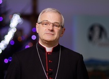 Biskup Marek Mendyk
