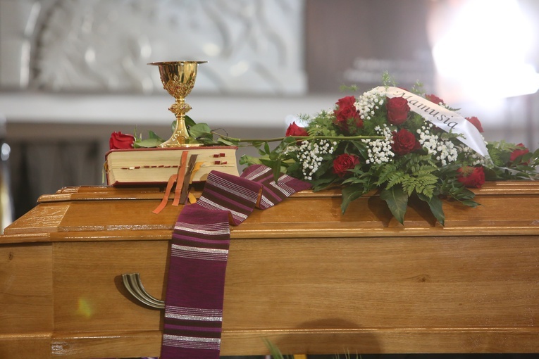 Pogrzeb śp. ks. Leszka Surmy