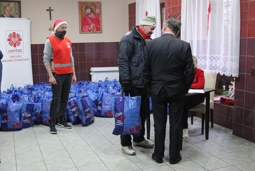 Ponad pół tysiąca świątecznych paczek od Brata Alberta