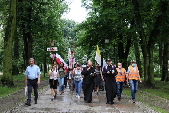 2020.06.25 - Trzeźwościowa pielgrzymka z Radomia do Niepokalanowa.