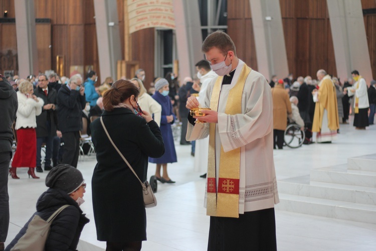 Jubileusze małżeńskie w świątyni na Wilanowie 