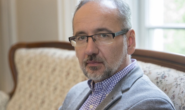Niedzielski: Nie ma żadnego rejestru ciąż, robi się sensację z digitalizacji
