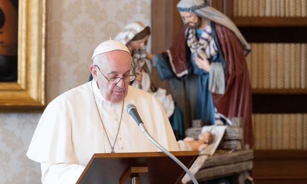 Komunikacja Franciszka: Gdzie słucha, słyszy