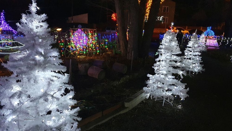 Świąteczna iluminacja w Gilowie