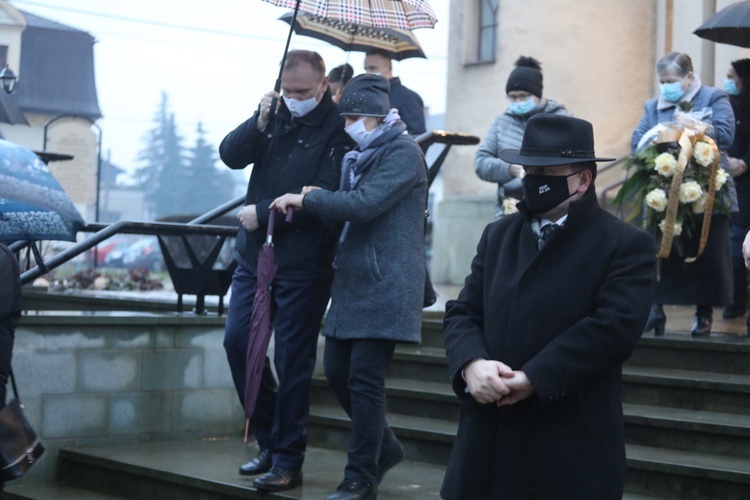 Ostatnie pożegnanie ks. prał. Adama Drożdża w Goleszowie