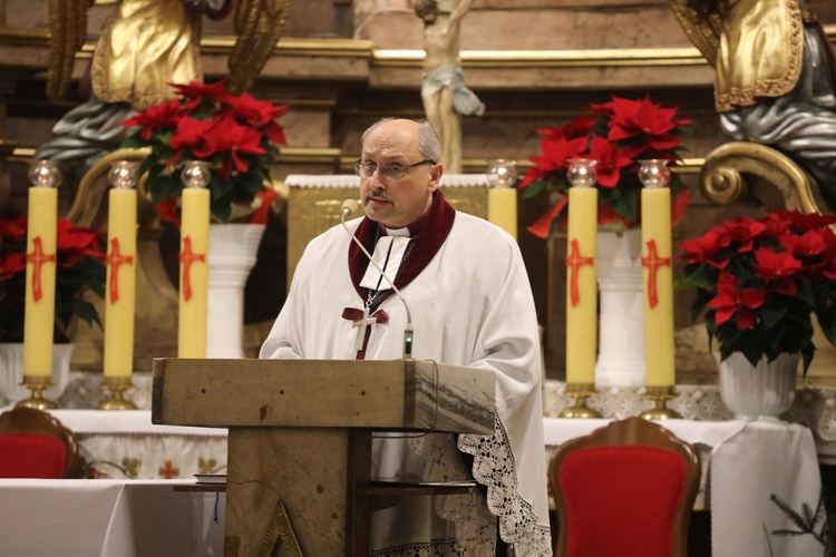 W serdecznych słowach żegnał zmarłego bp Adrian Korczago, zwierzchnik ewangelicko-augsburskiej diecezji cieszyńskiej.