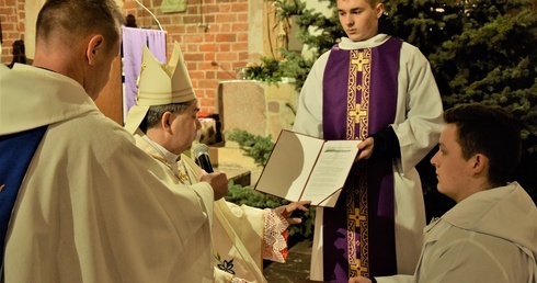 Jakub Kubiak z Tumu promocję lektorską otrzymał w swojej rodzinnej parafii. 