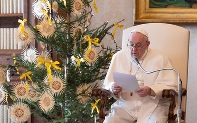 Papież nie odprawi nabożeństwa i Mszy na przełomie roku