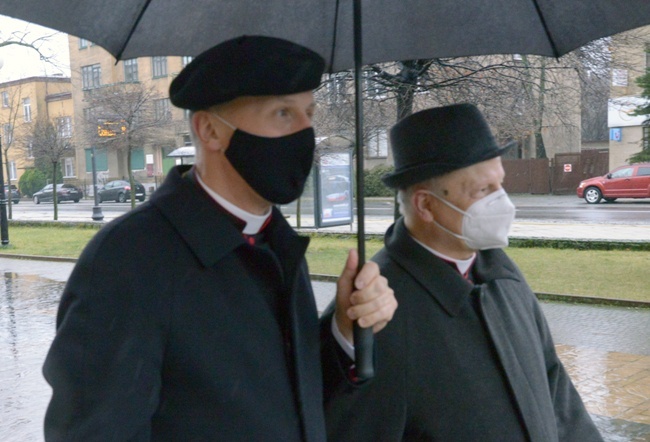 Bp Marek Solarczyk - pierwsza wizyta nowego ordynariusza w Radomiu