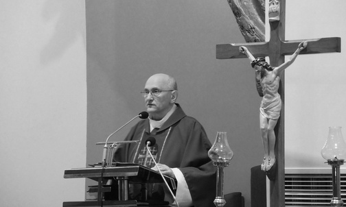 Od 2015 r. ks. Jan Froelich był proboszczem w Bierach.