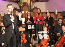 Koncert poprowadzi i dyrygować będzie Sebastian Niemczycki.